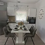 Apartament Teo