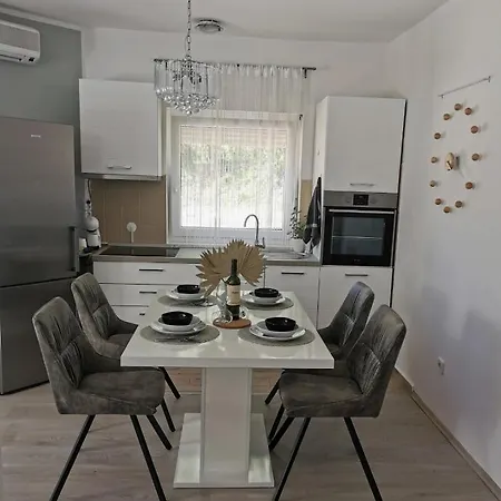 Apartament Teo