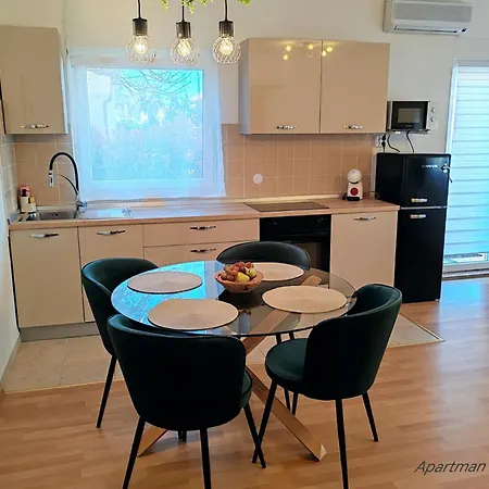 Teo Apartment Medulin